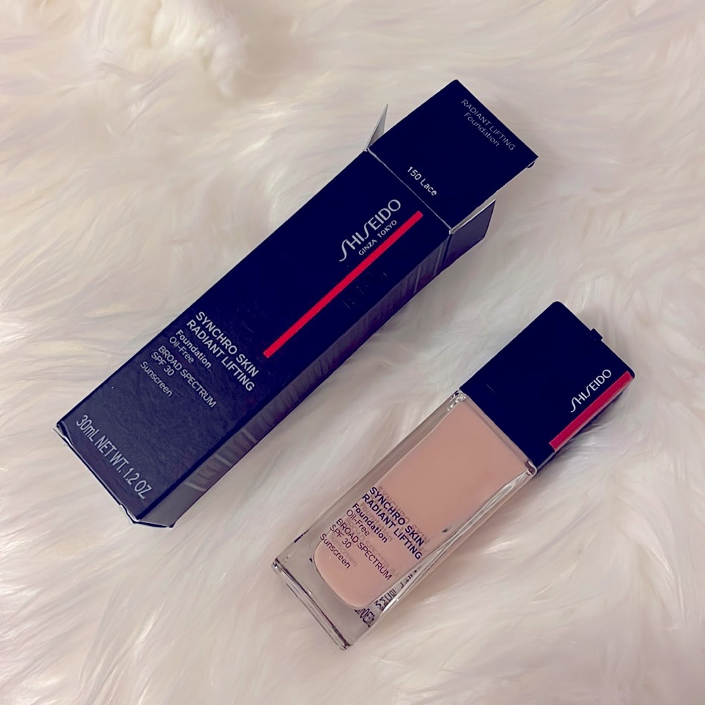 Shiseido Synchro Skin Radiant Lifting Foundation